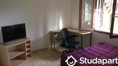 Chambre - 10 m² - 1 pièce