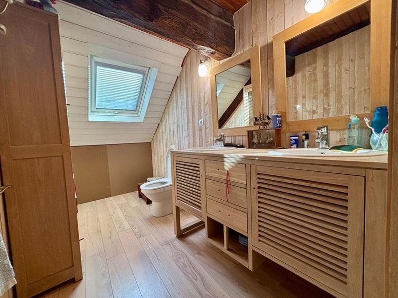 Maison - 225 m² - 5 pièces