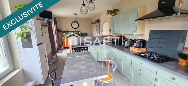 Maison - 180 m² - 9 pièces