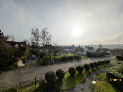 Appartement - 82 m² - 3 pièces