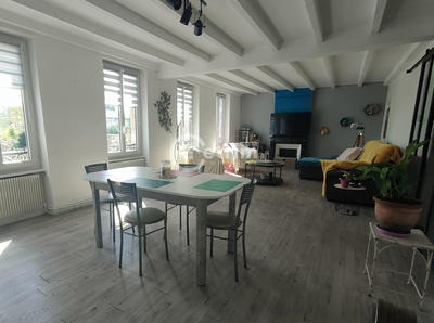 Maison - 201 m² - 7 pièces