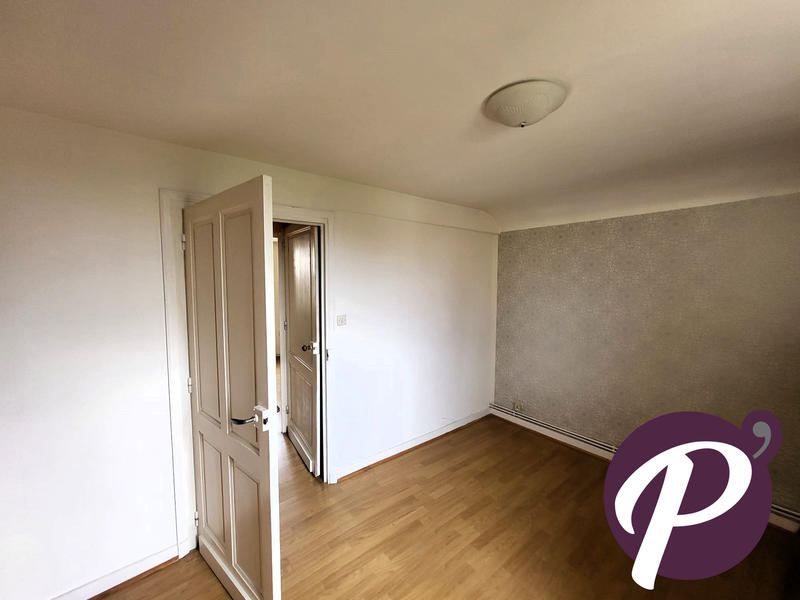 Maison - 100 m² - 6 pièces