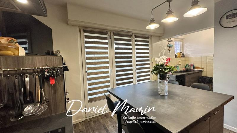 Maison - 100 m² - 6 pièces