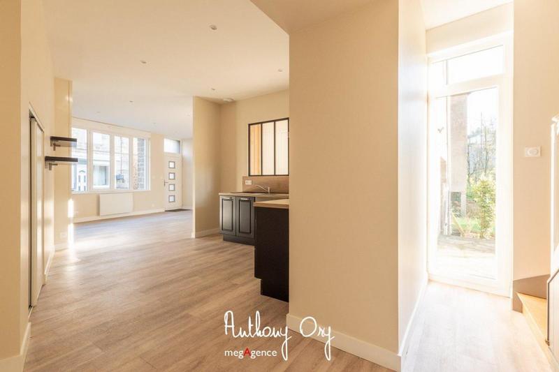 Maison - 138 m² - 6 pièces