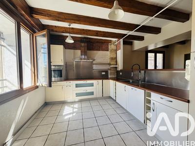 Loft - 140 m² - 3 pièces