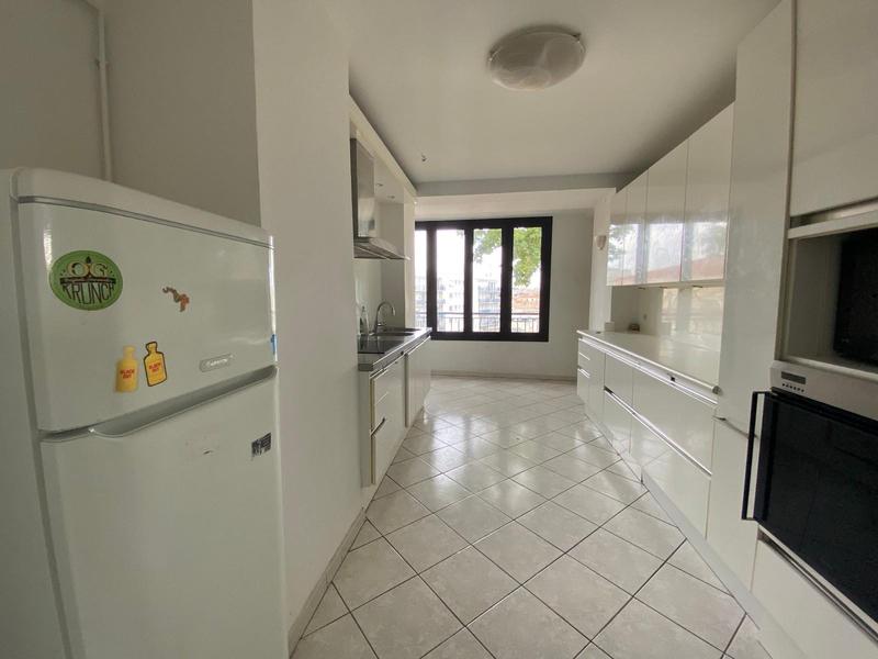 Appartement - 161 m² - 5 pièces