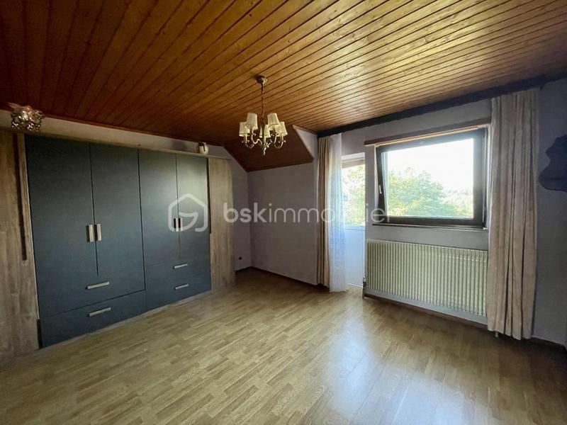 Maison - 320 m² - 13 pièces