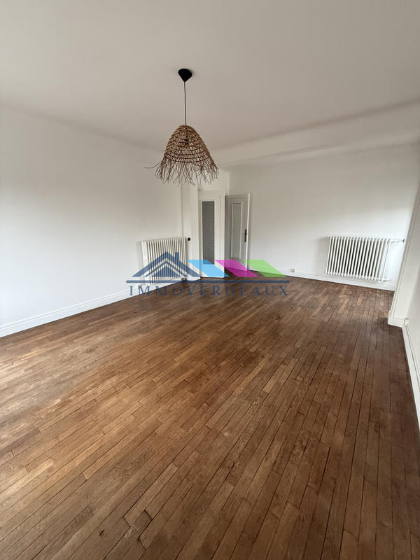 Appartement - 85 m² - 3 pièces