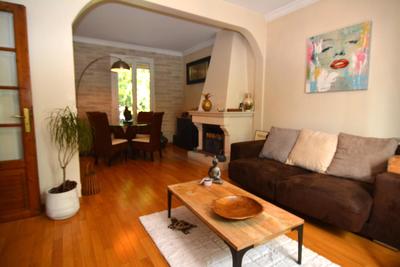 Maison - 81 m² - 5 pièces