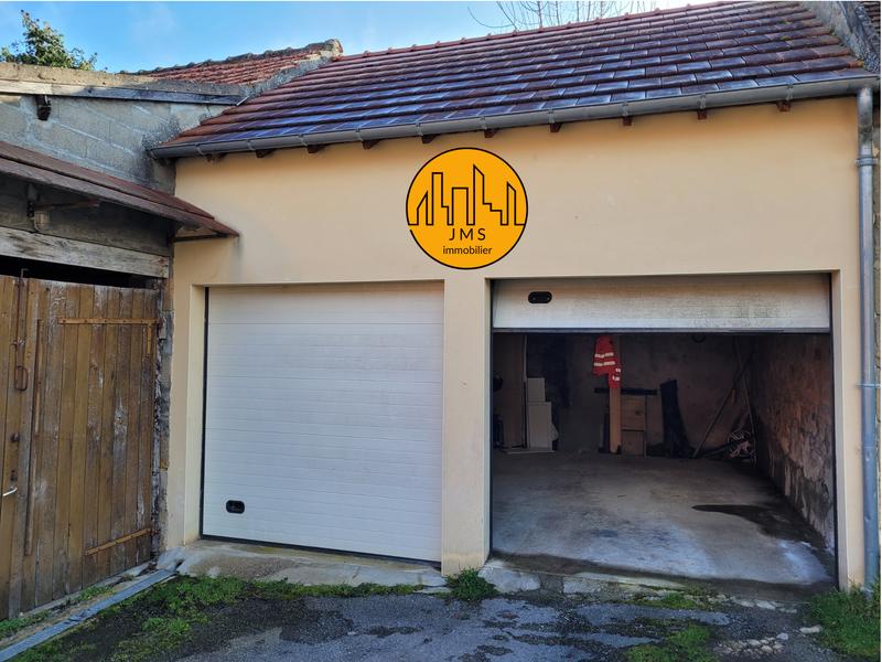 Maison - 210 m² - 6 pièces