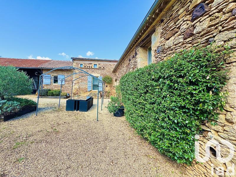 Maison - 142 m² - 4 pièces