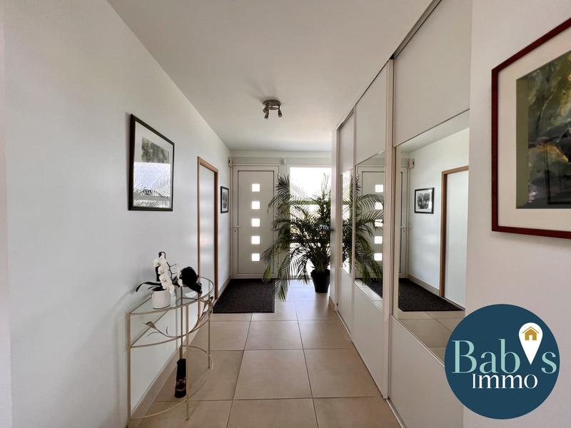 Maison contemporaine - 225 m² - 7 pièces