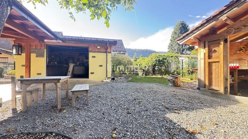 Maison - 186 m² - 5 pièces