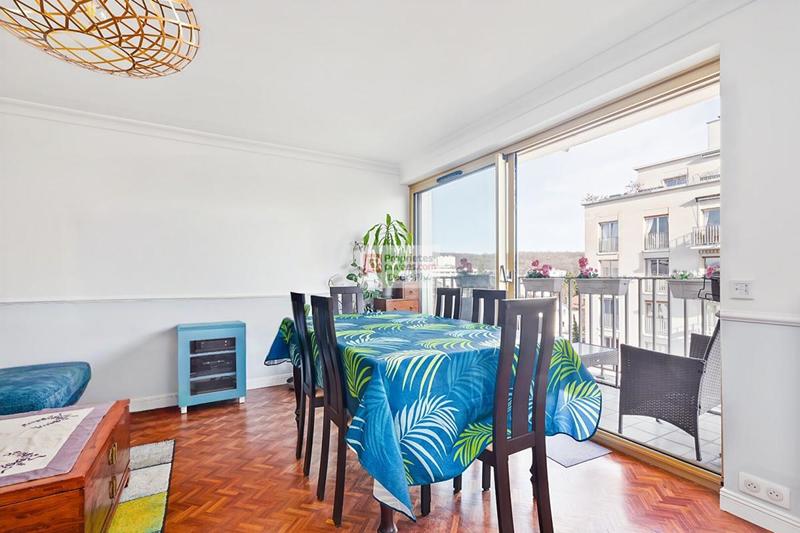 Appartement - 115 m² - 5 pièces