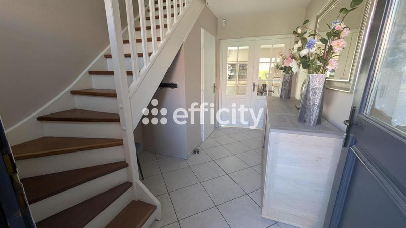 Maison - 140 m² - 8 pièces