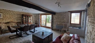 Maison - 326 m² - 13 pièces