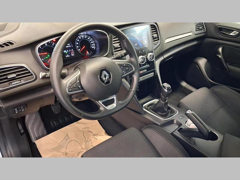 Renault Mégane IV Berline Blue dCi 115 Evolution