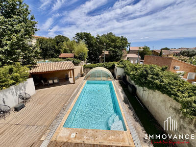 Bastide - 338 m² - 8 pièces