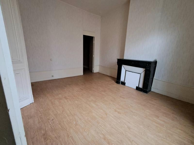 Maison - 252 m² - 10 pièces