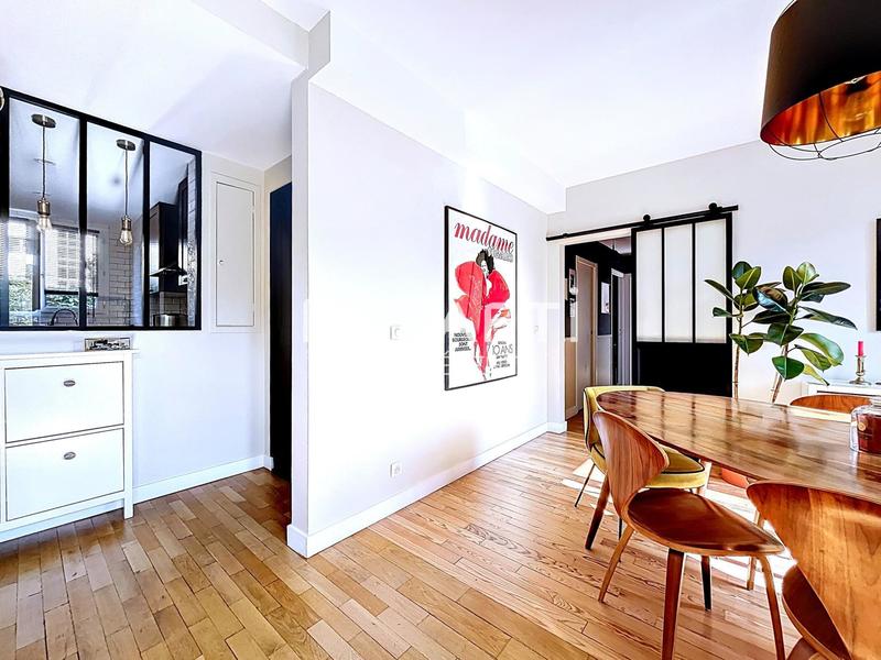 Appartement - 111 m² - 6 pièces