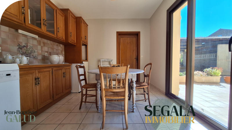 Maison - 145 m² - 5 pièces