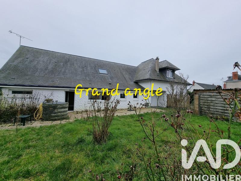 Maison - 240 m² - 8 pièces