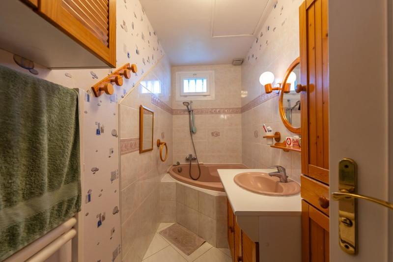 Maison - 81 m² - 5 pièces