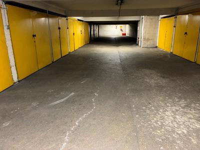Parking / Garage - 12 m²