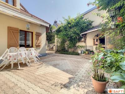 Maison de ville - 198 m² - 8 pièces