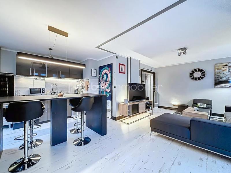 Appartement - 67 m² - 3 pièces