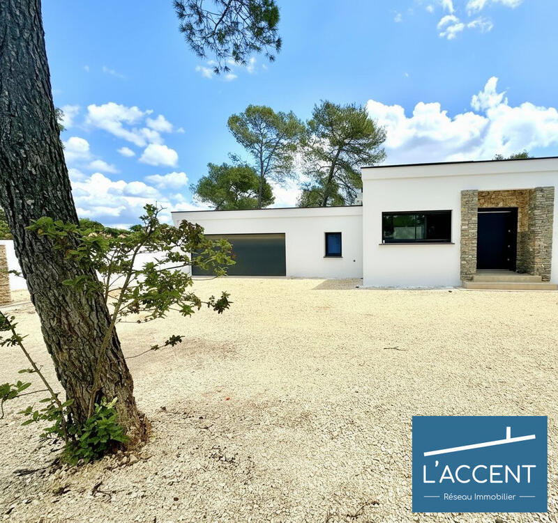 Maison - 199 m² - 8 pièces