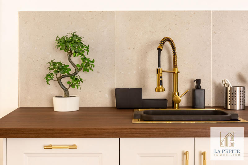 Appartement - 75 m² - 3 pièces