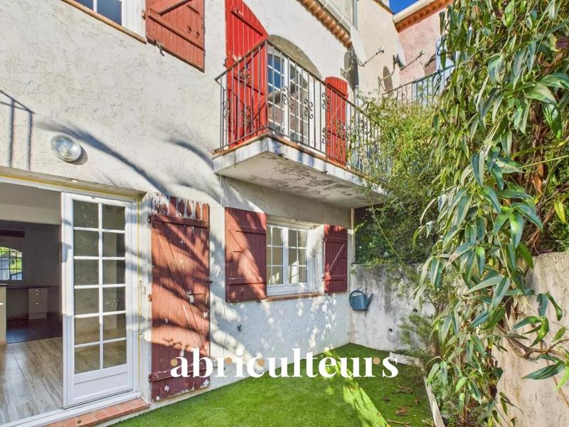 Maison - 89 m² - 4 pièces