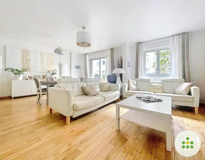 Appartement - 95 m² - 4 pièces