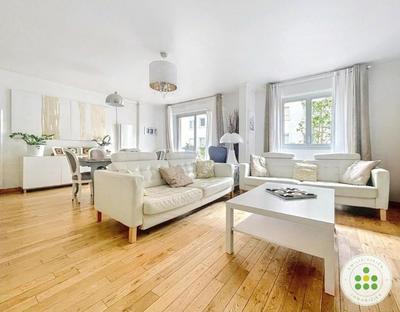 Appartement - 95 m² - 4 pièces