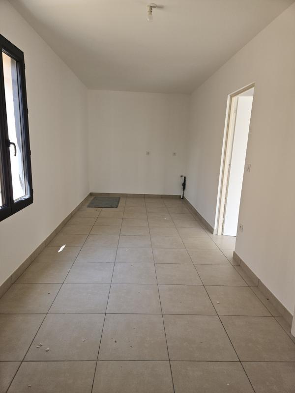 Villa - 90 m² - 4 pièces