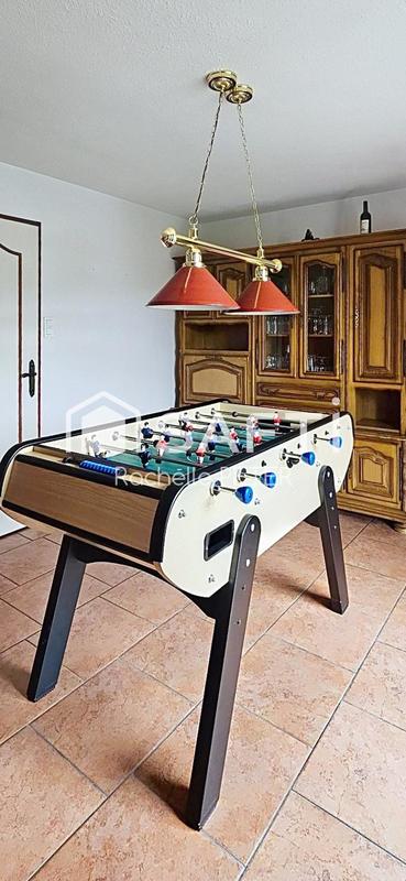 Maison - 243 m² - 14 pièces