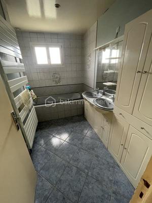 Maison traditionnelle - 120 m² - 5 pièces