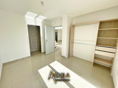 Villa - 100 m² - 5 pièces