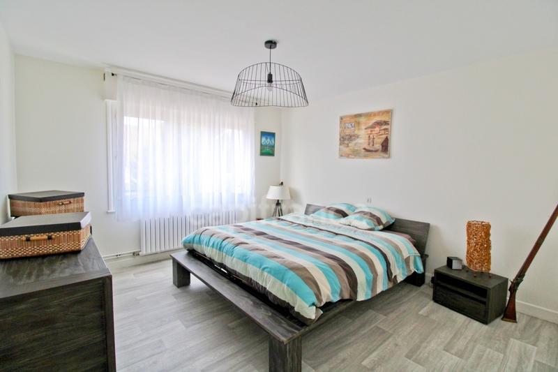 Maison - 102 m² - 5 pièces