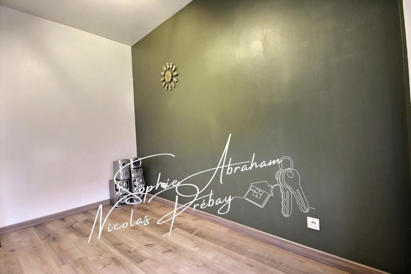 Maison - 110 m² - 4 pièces