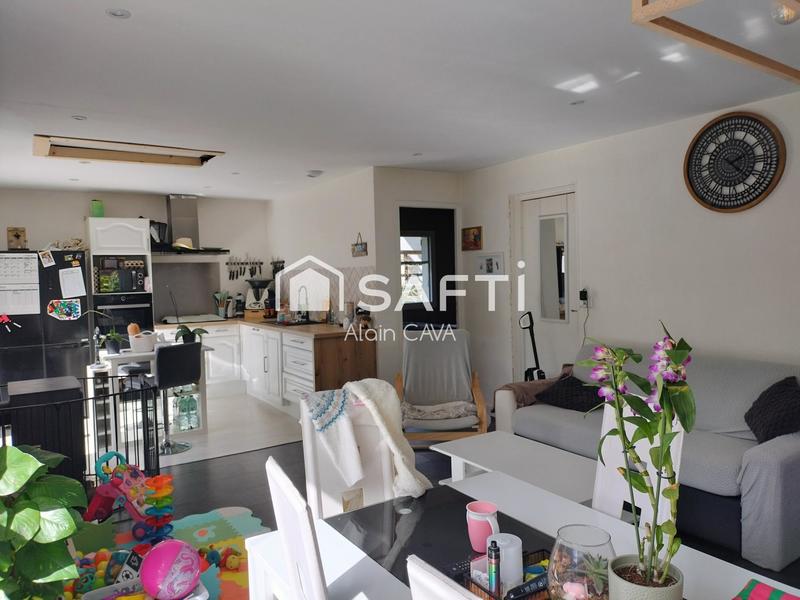 Maison - 105 m² - 4 pièces