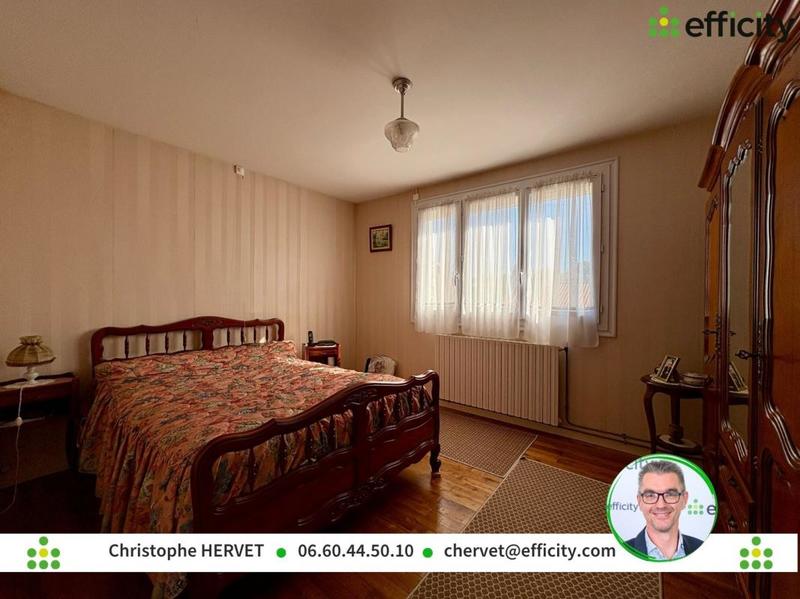 Maison - 166 m² - 7 pièces