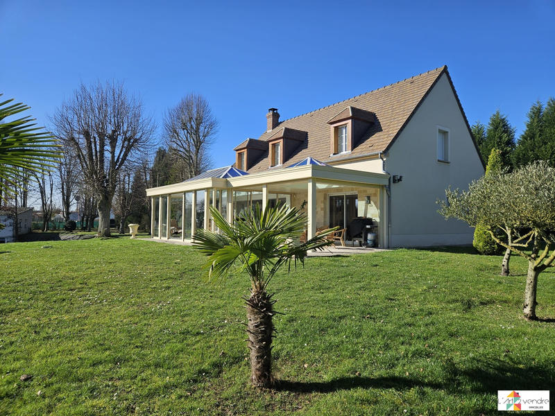 Maison contemporaine - 200 m² - 6 pièces