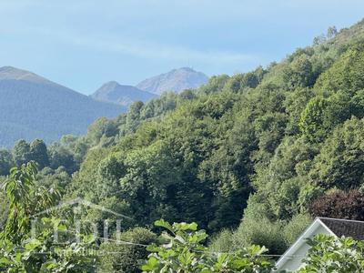 Maison - 224 m² - 7 pièces