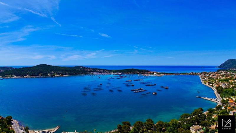 Appartement - 90 m² - 4 pièces