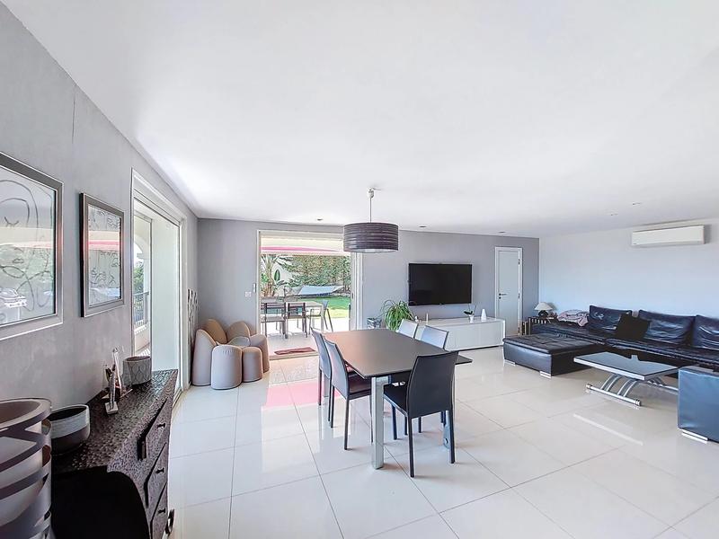 Villa - 138 m² - 5 pièces