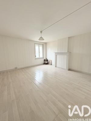 Maison - 93 m² - 4 pièces