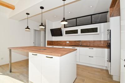 Maison - 139 m² - 6 pièces