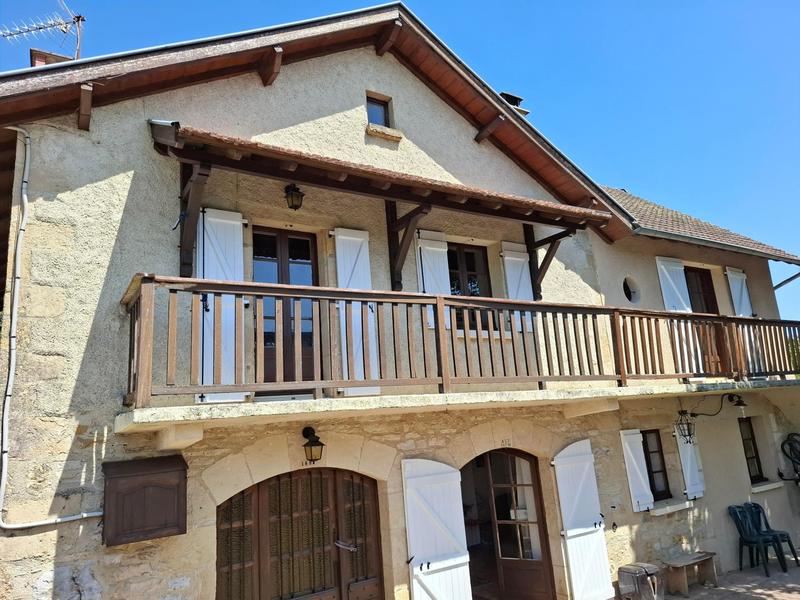 Maison - 138 m² - 5 pièces